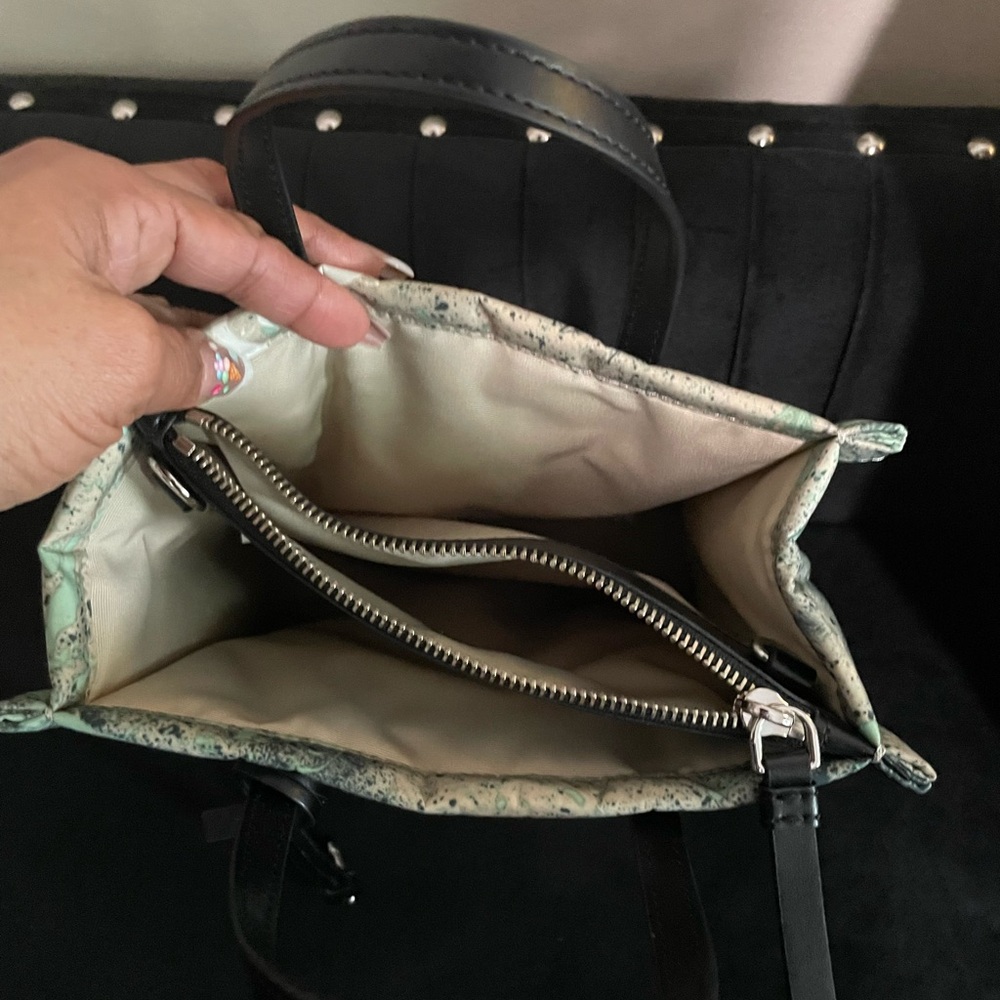 Marc Jacobs Green and Black Tote Bag - Picture 3 of 4
